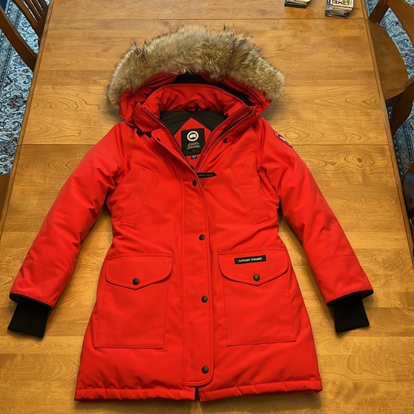 Canada Goose Trillium Parka, Fusion Fit (Petite) Size S, Red - Picture 6 of 13